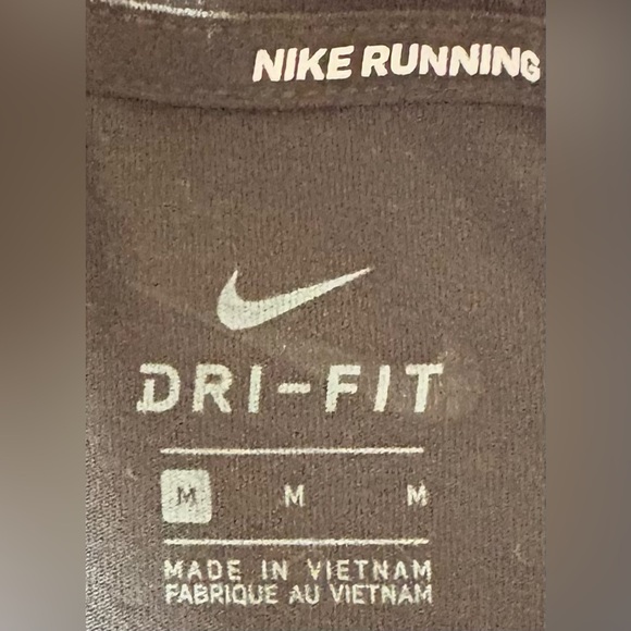 Nike Running Dri-Fit Crop Top Size Medium Black/White - Picture 3 of 3